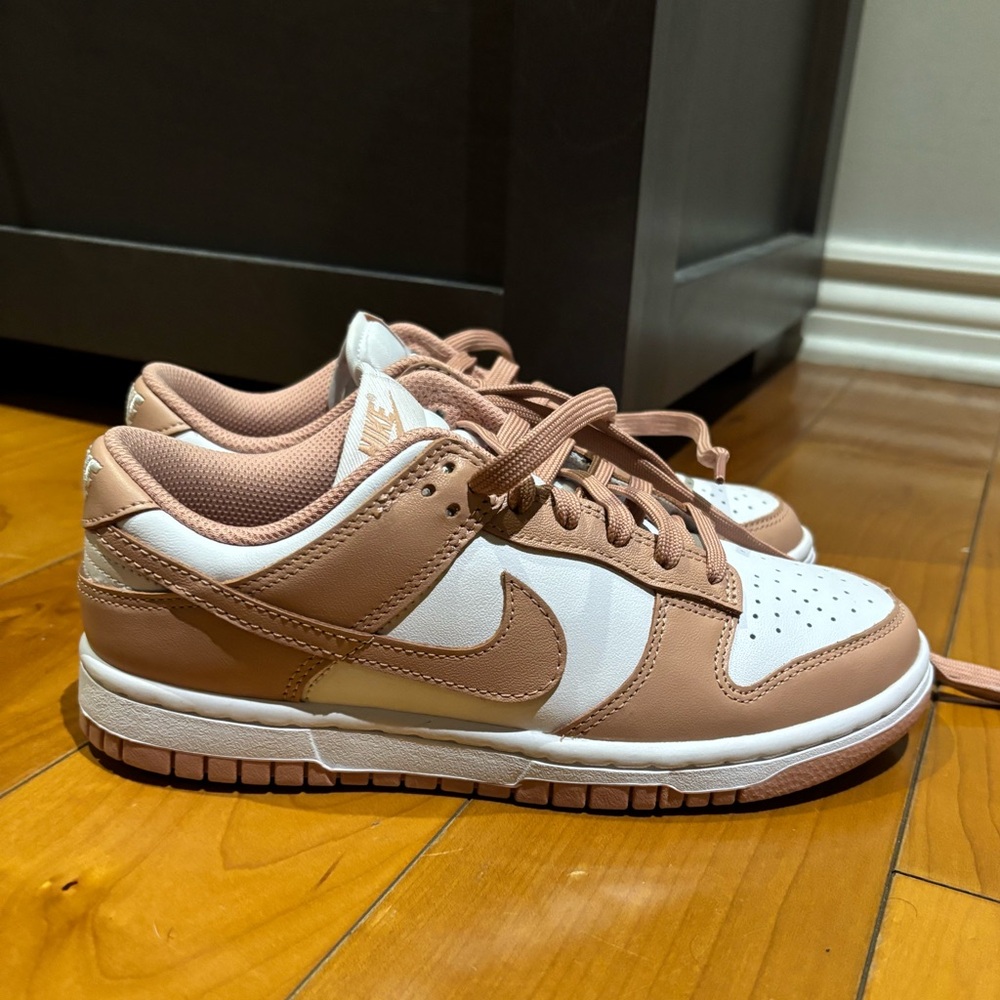Pink Nike dunks